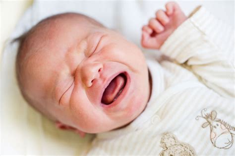 Yeni Doğan Bebeklerde Gaz Sancısıyla Başa Çıkma Yolları